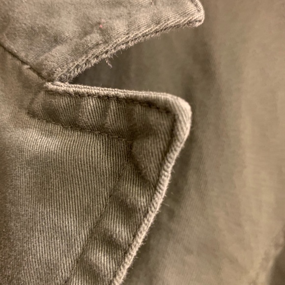 **SOLD** High Sierra lady’s jacket - Picture 7 of 7